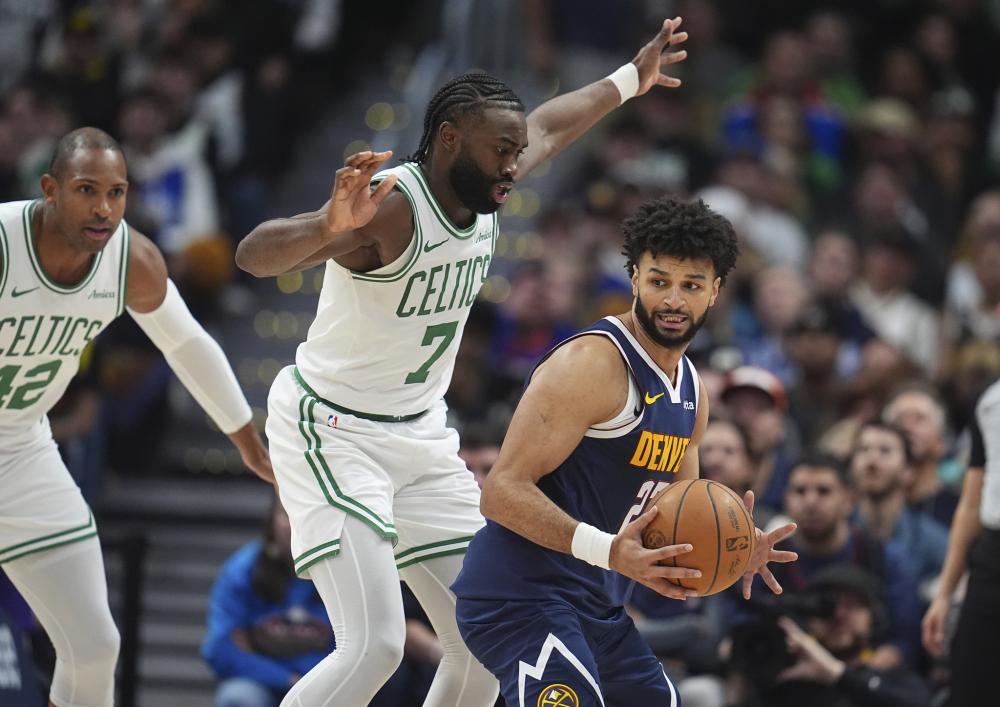 中国足球的 中国足球的