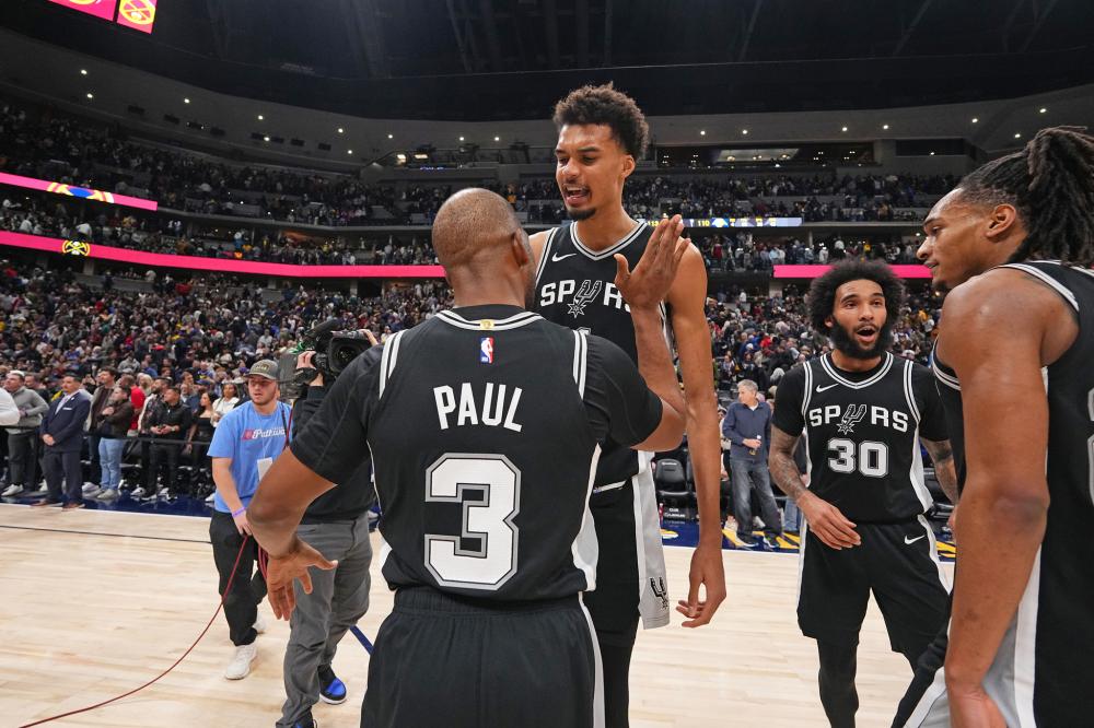 战绩互有胜 战绩互有胜